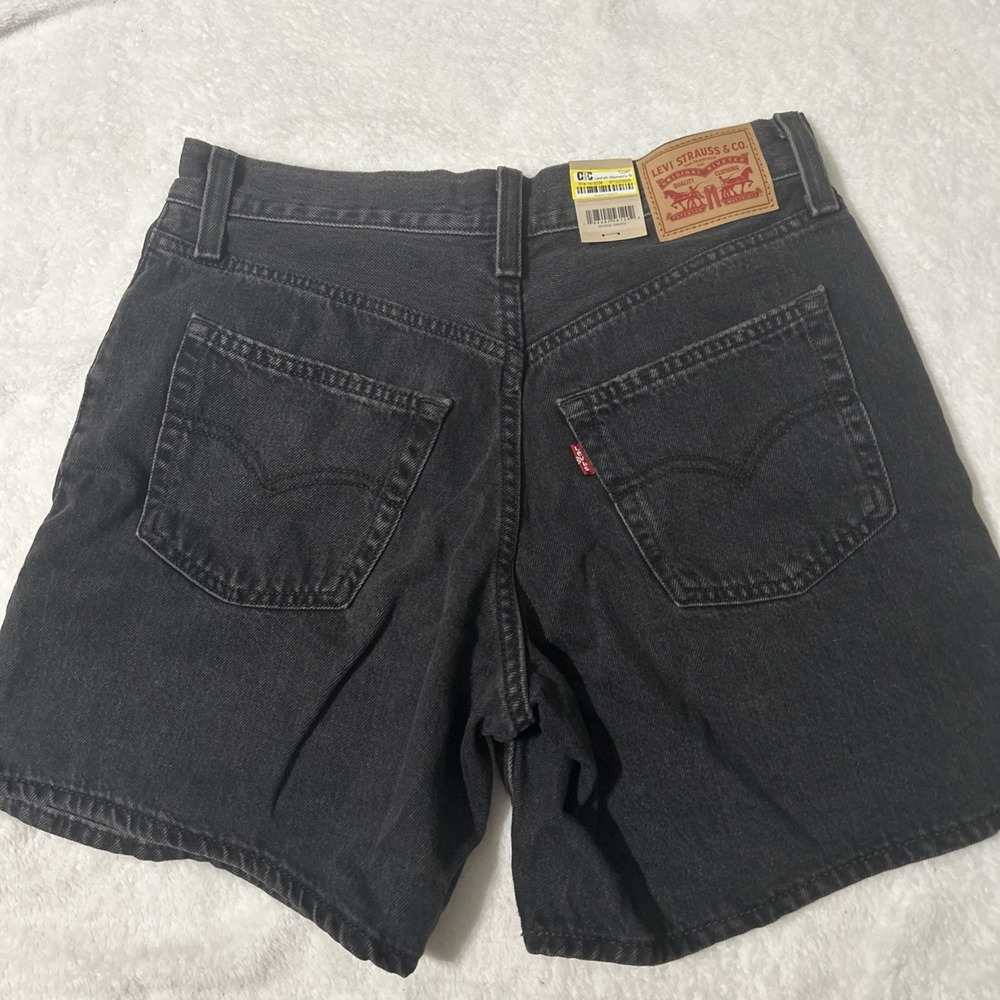 Levi's Women's '94 Baggy Shorts Black Denim Mid Rise NWT Sz 28